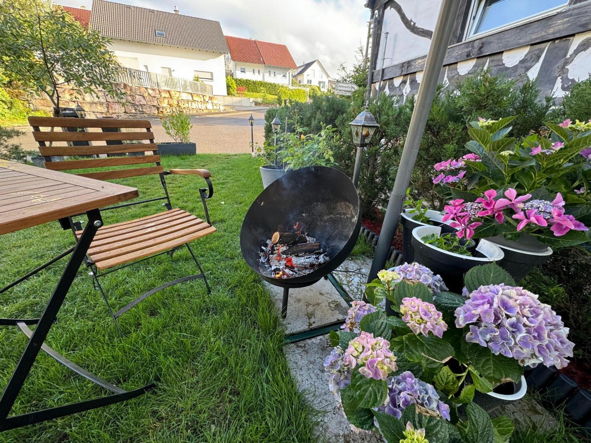 Jobelhome Alb Apartment Bad Urach Exterior foto